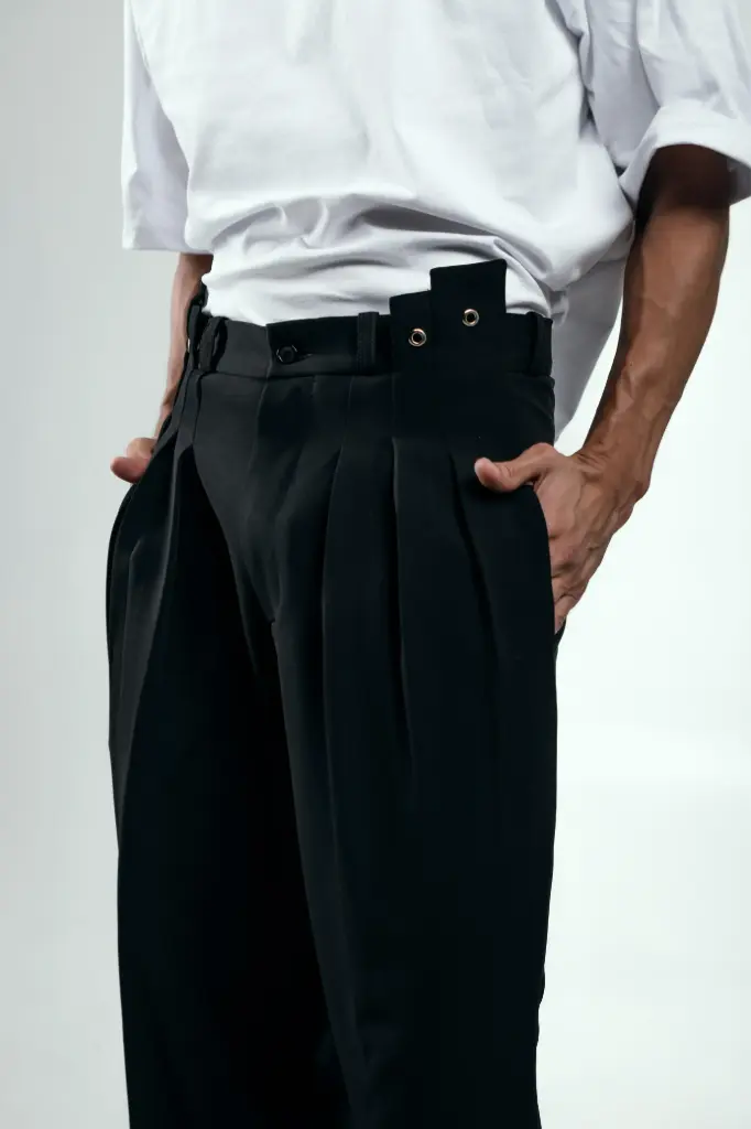 TROUSER “STRUCTURE BLACK” – OUZA STUDIO DROP